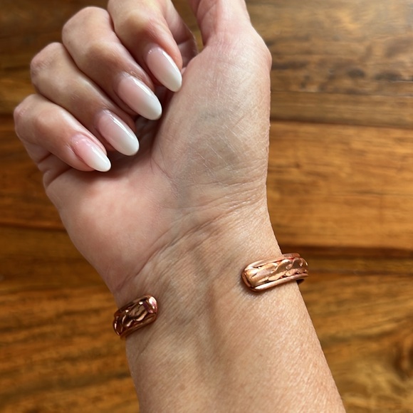 PURE COPPER CUFF Therapy Bracelet - Picture 3 of 7